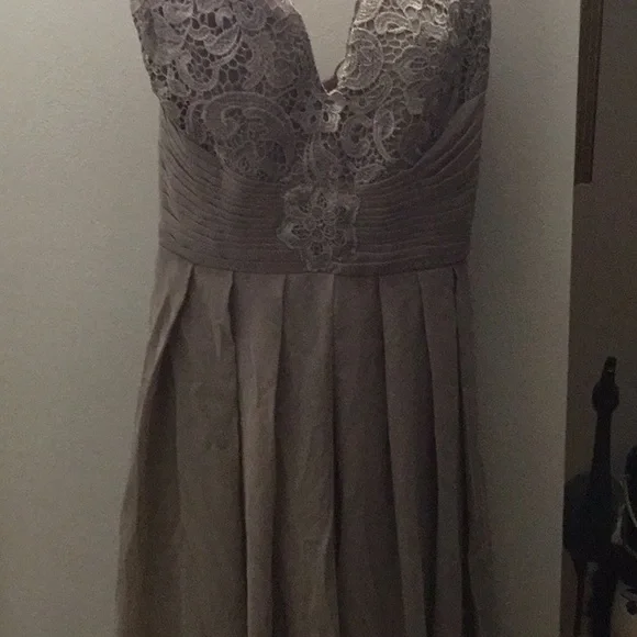 Elegant Taupe Evening Gown - Picture 4 of 8